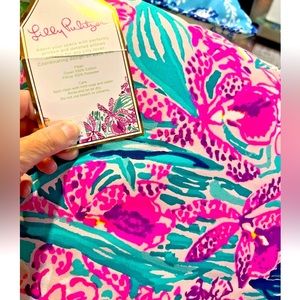 NWT LILLY PULITZER METALLIC PILLOW INDOOR/OUTDOOR 18"X18" RARE COLLECTABLE 🦄